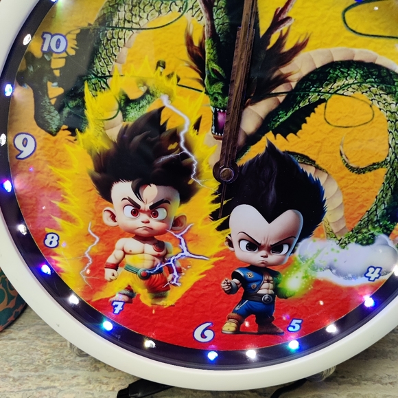 Dragon Ball Z dance light clock - Picture 6 of 6
